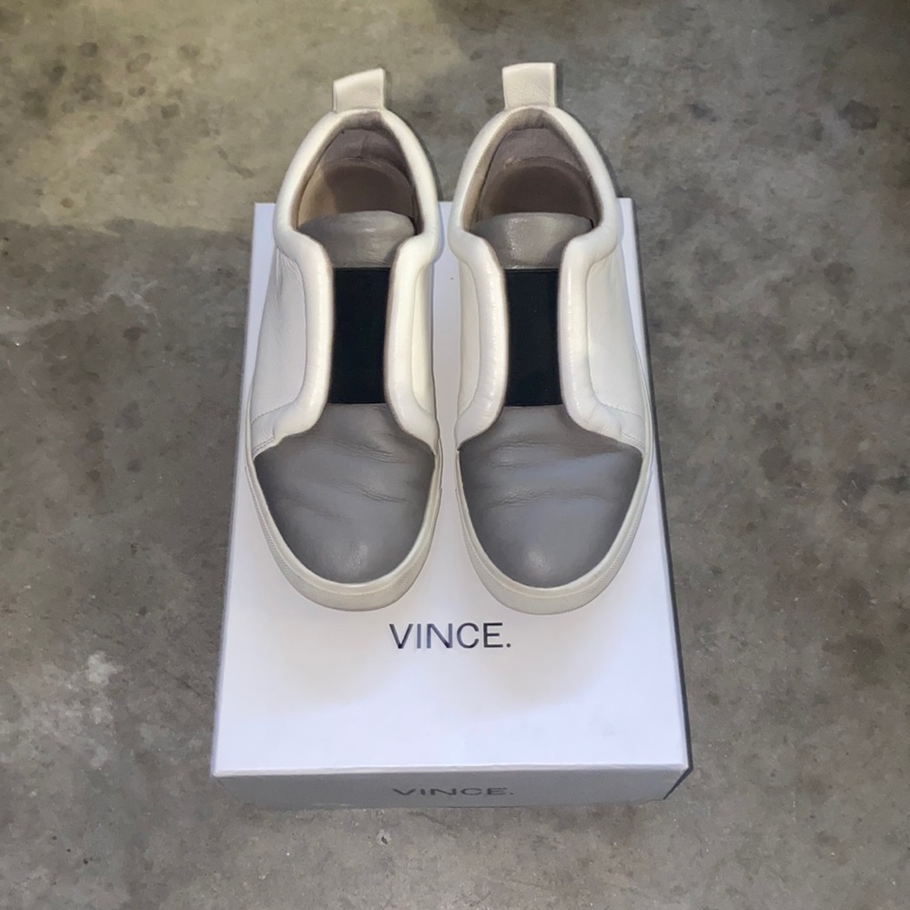 VINCE Slip-on Sneaker Size 6.5